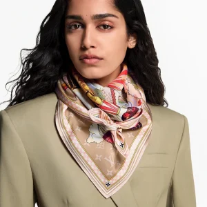 FROM THE CLOUD 90 square scarf