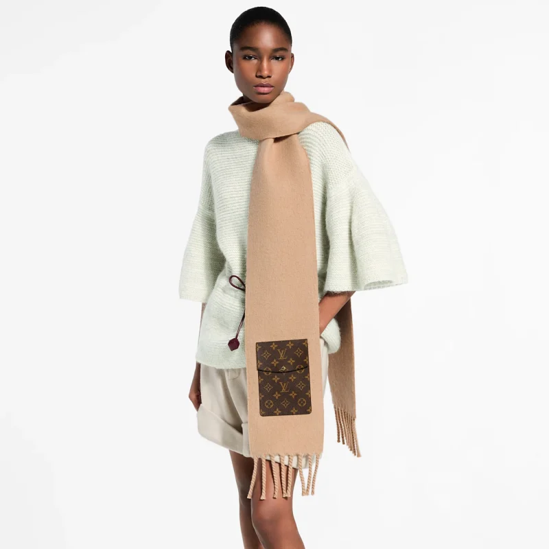 LV ON MY WAY SCARF