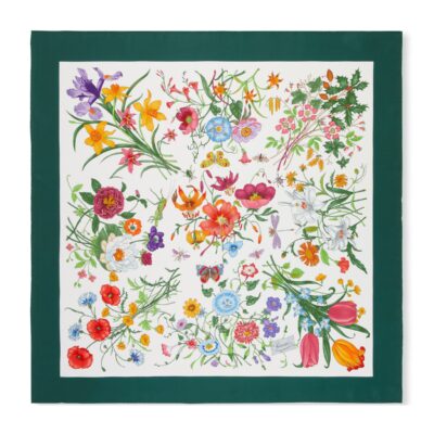 Gucci GW180-GUCCI-821061 3G001 9066-Flower printed silk twill scarf