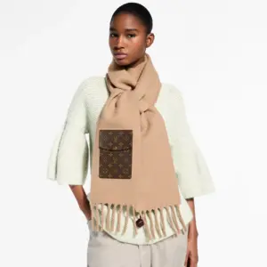 Louis Vuitton LV ON MY way scarf