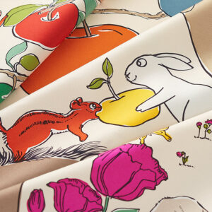 Apple Tree Scarf 90 on Hermès Saddle