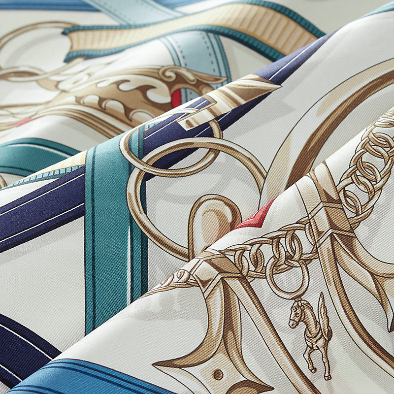 Hermès legendary saddle scarf 90