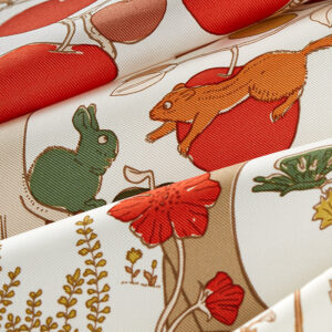 Apple Tree Scarf 45 auf Hermès Saddle