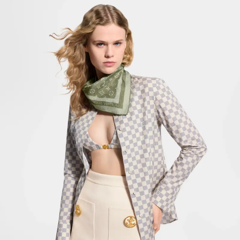 Louis Vuitton monogram silhouette denim 55 scarf