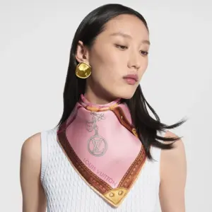 Écharpe « Louis Vuitton strap and trunk 90 »
