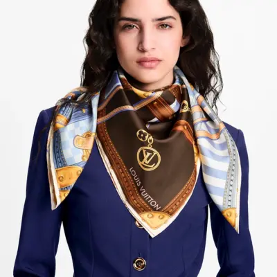 Louis Vuitton strap and trunk square 90 scarf