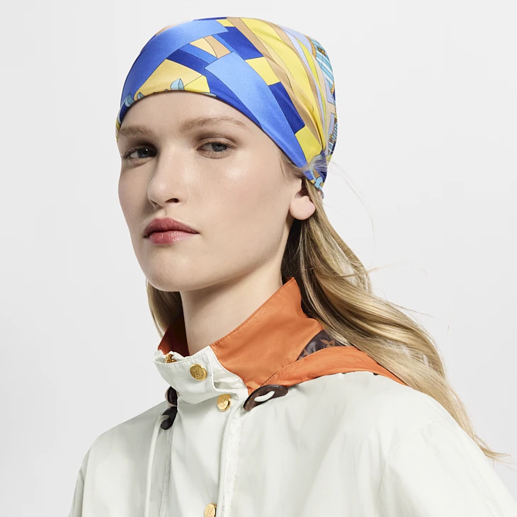 Louis Vuitton LV wonderland 55 scarf