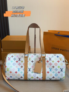 ルイ・ヴィトン LV 村上隆 ホワイト・トライカラー キーポール 45 トラベルバッグ