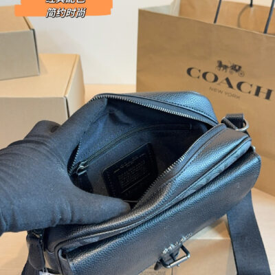 Coach Graham Messenger Bag