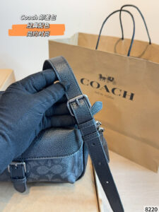 Graham crossbody bag for men
