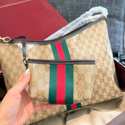 Gucci's new Hobo classic old-fashioned Deki shop begins