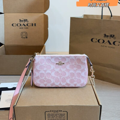 Coach Nolita19 Mahjong Bag