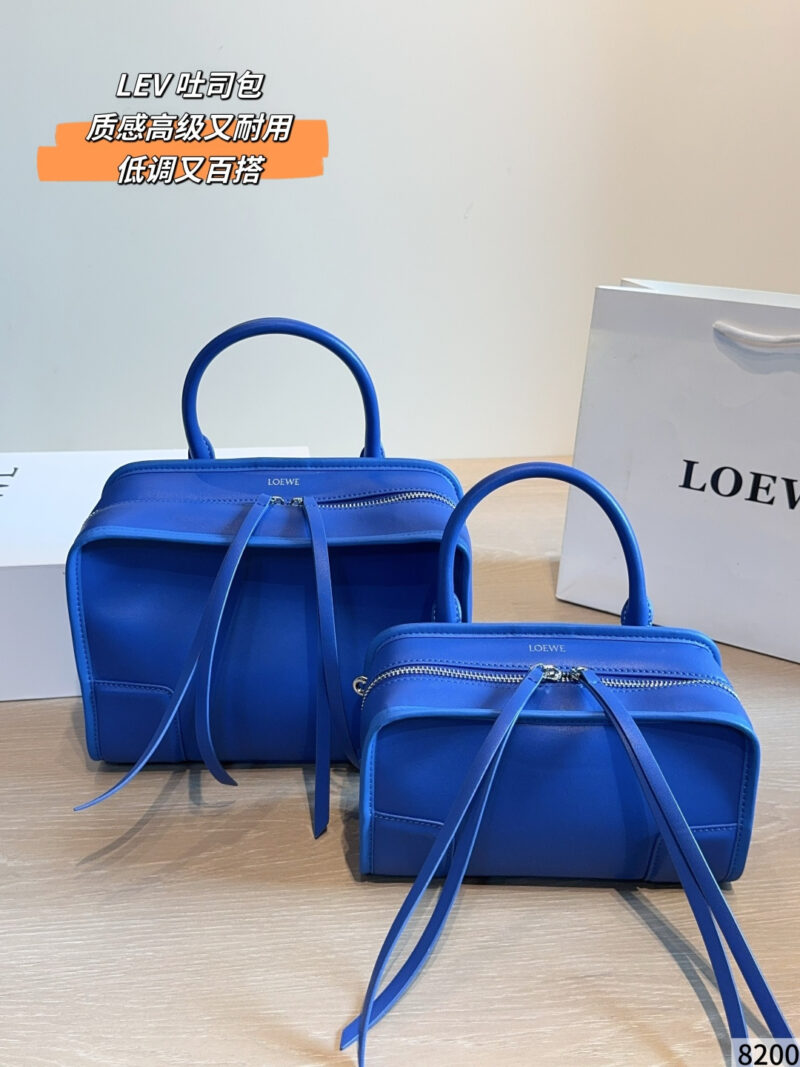 Loewe Amazona 180 Handbag