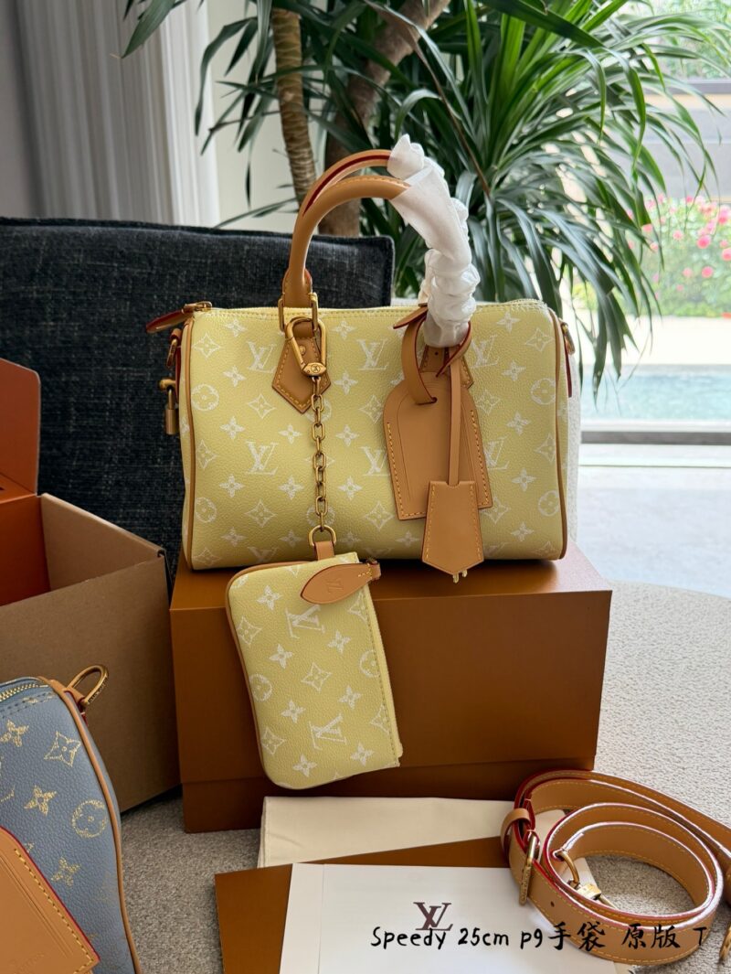 Louis Vuitton Speedy P9 bag