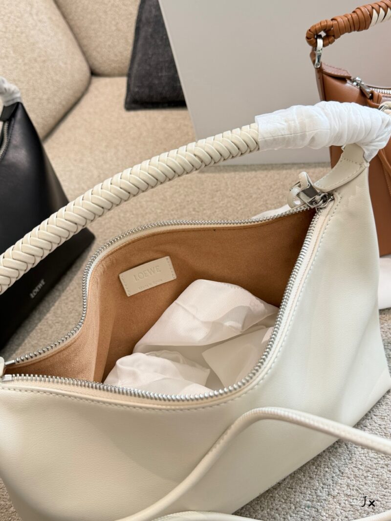 Loewe white knit handle bag p2