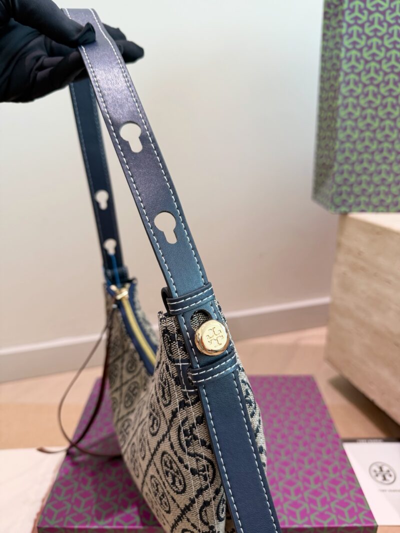 Tory Burch Must-Have Moon Pack