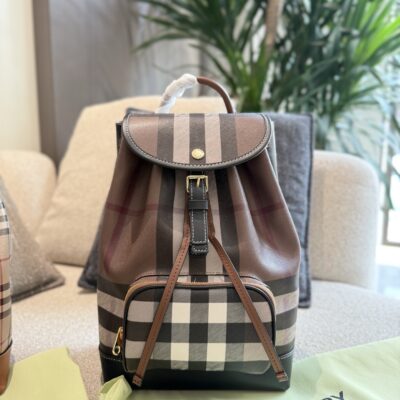 Super well-behaved checkered backpack