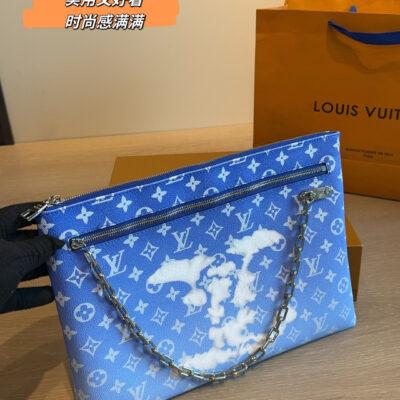 Louis Vuitton LV blue printed chain handbag