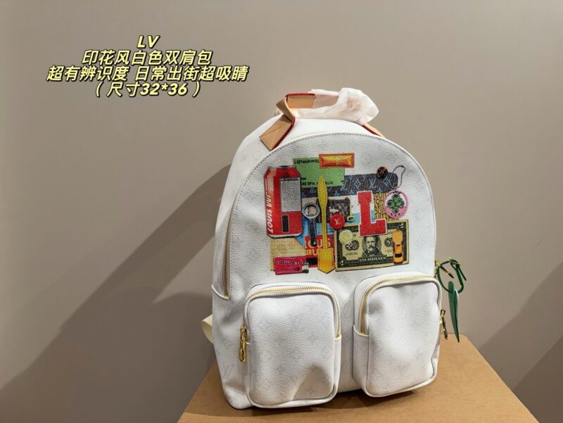 Louis Vuitton LV This white backpack is made of PU leather