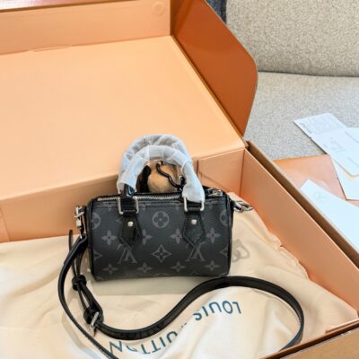 Louis Vuitton sends ketty widgets