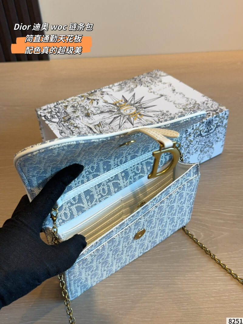 woc chain bag Dior
