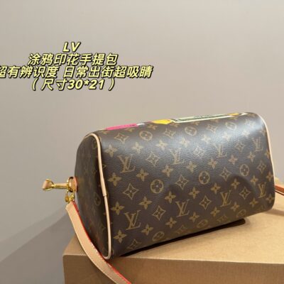 LV 2027 New York early spring graffiti printed handbag