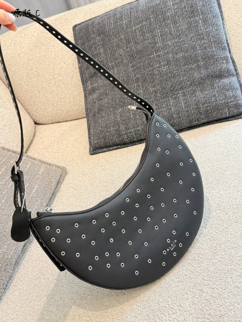 ALALA rivet armpit bag