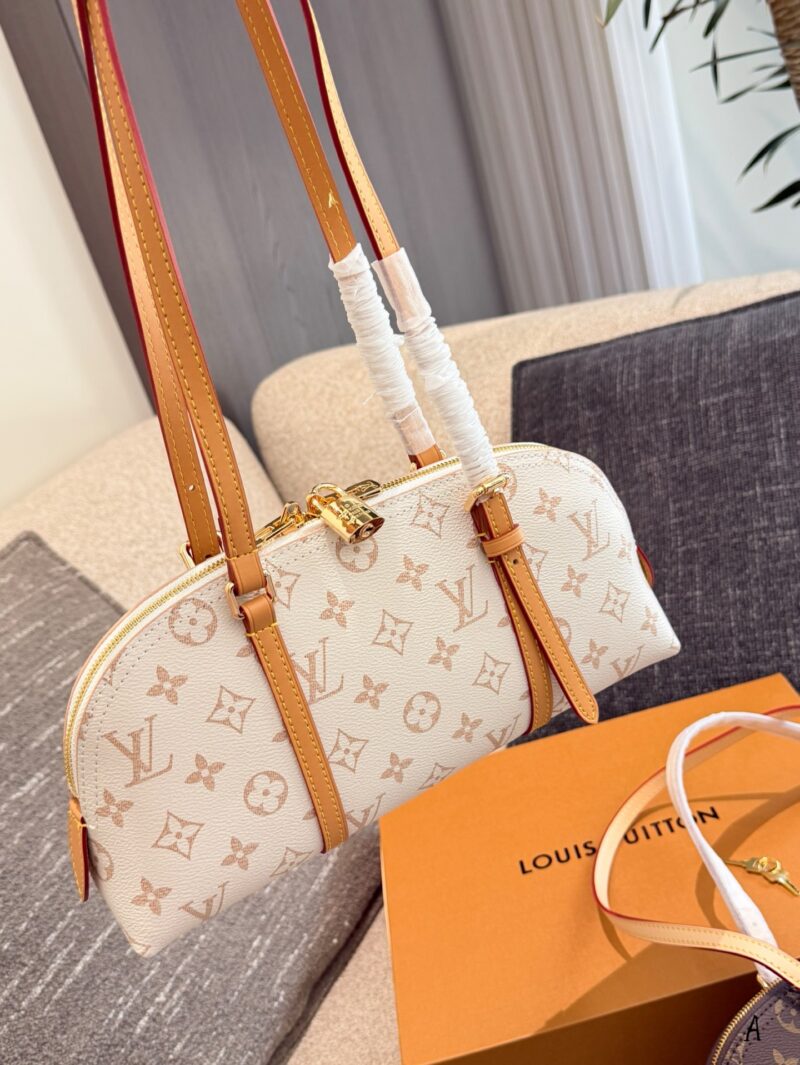 LV Squire East West Underarm Bag