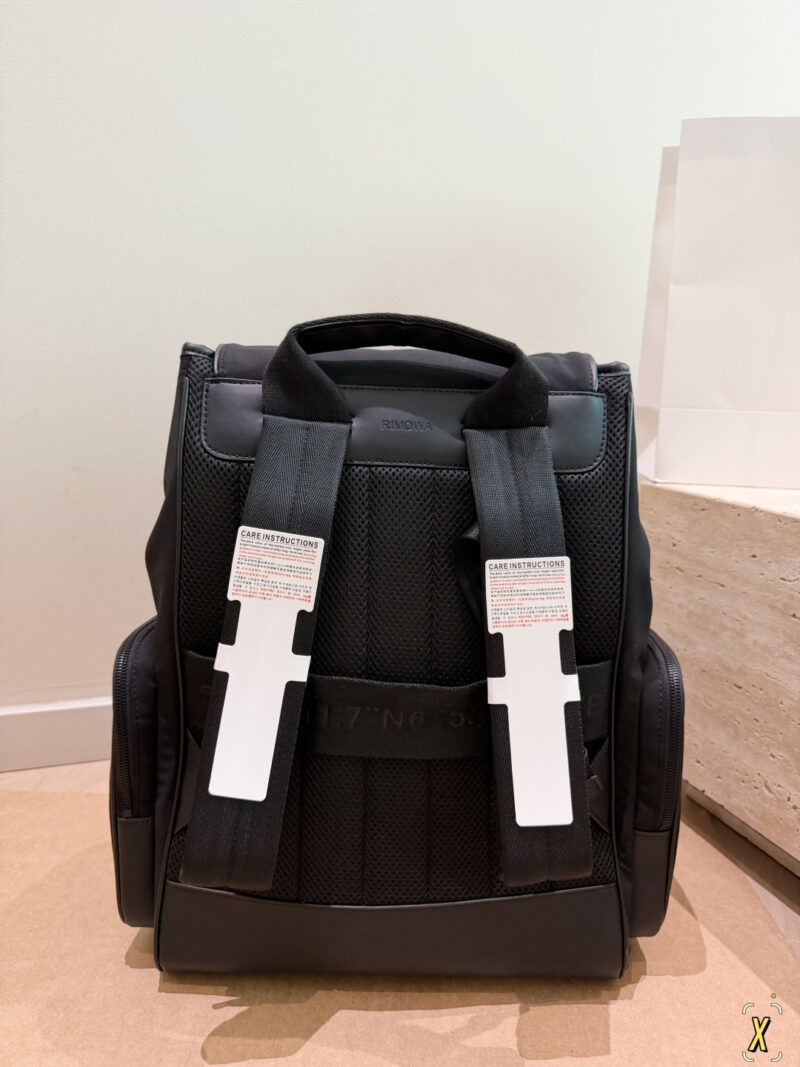 RIMOWA