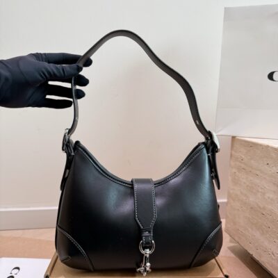 Hamptons armpit bag