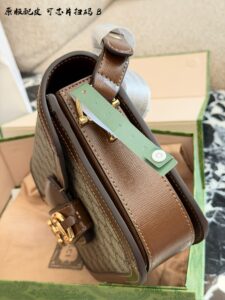 Tipo de bolso Gucci 1955: Este tipo de bolso en general es algo similar al tipo «organ».