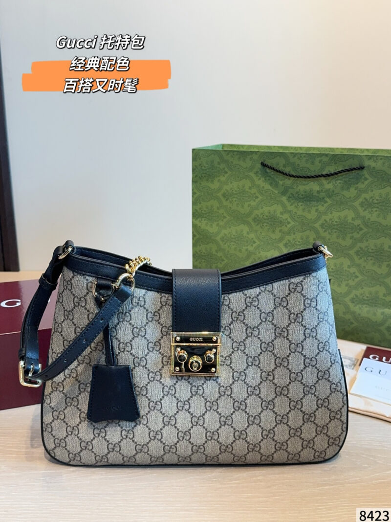 Gucci Padlock Chain Bag