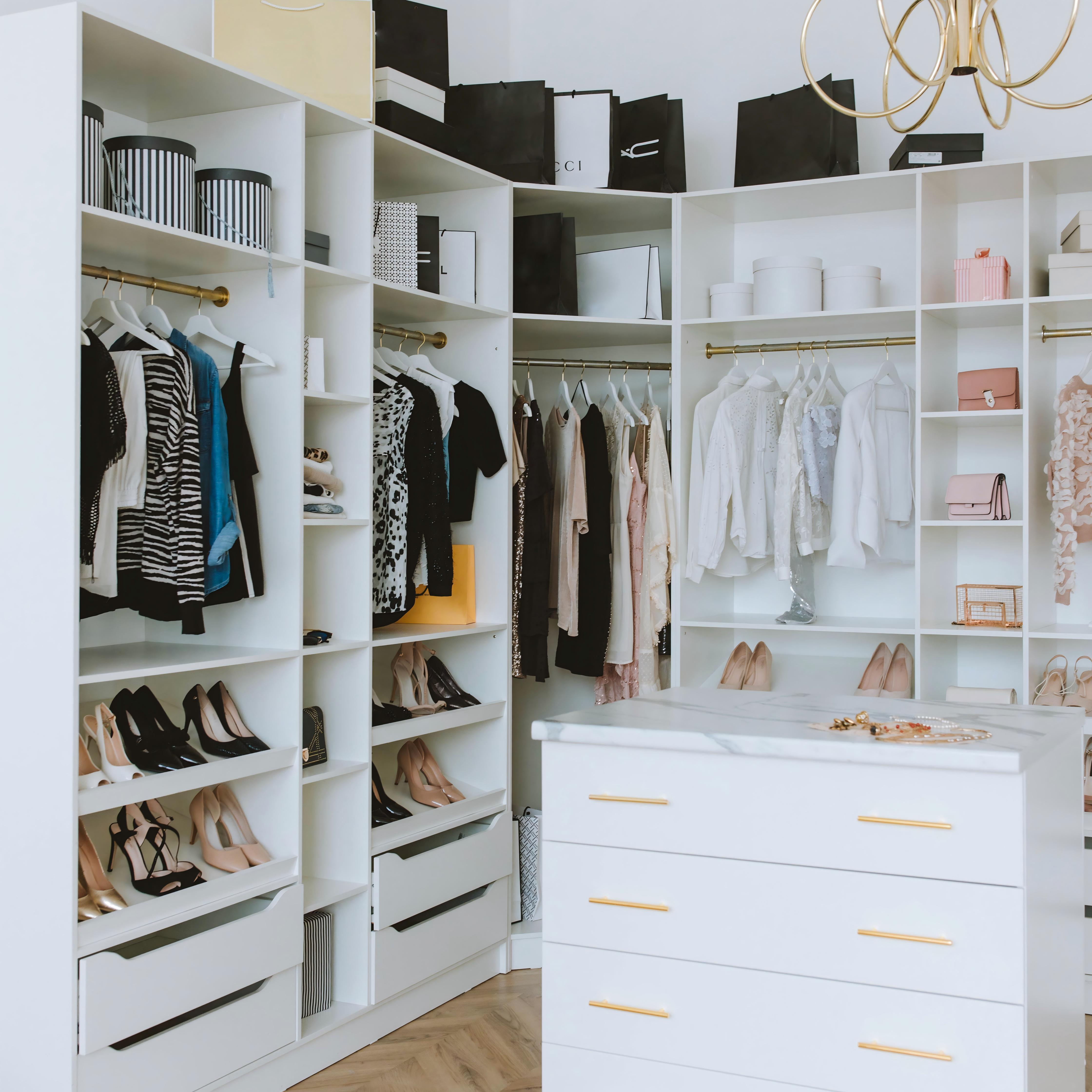 Build a Minimal Luxury Wardrobe